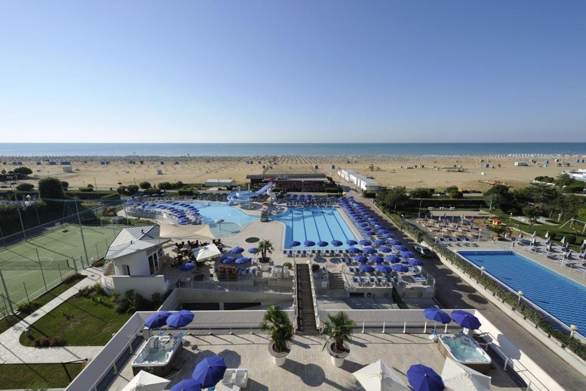 Hotel Lido Bibione Beach エクステリア 写真